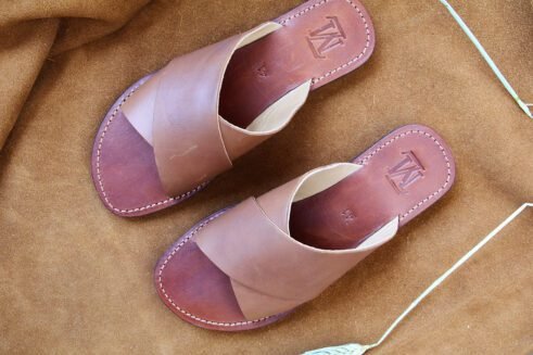 Timeless, handcrafted leather sandals made from high-quality natural leather – perfect for daily comfort and lasting elegance.