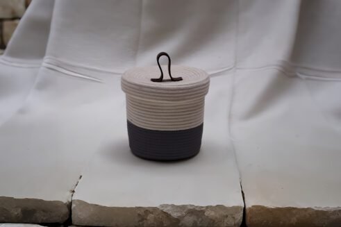 handmade-black-white-jute-basket-leather-lid